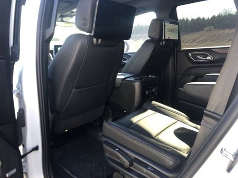 Used 2023 Chevrolet Tahoe High Country w/ Premium Package 2 image 21