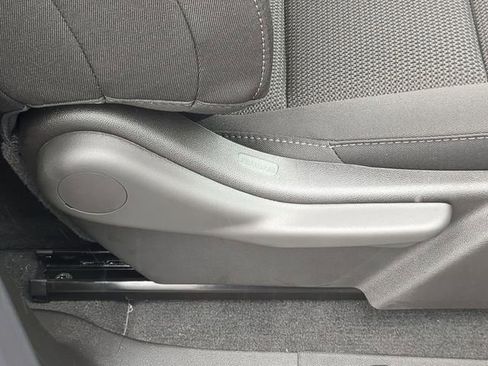 New 2026 GMC Canyon Elevation w/ Convenience Package image 46