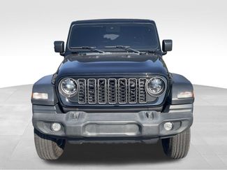 Used 2024 Jeep Wrangler Unlimited Sport AWD/4WD video 2