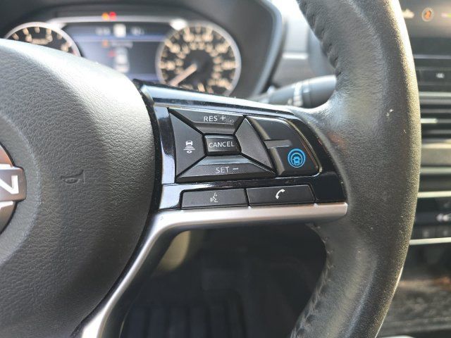 Used 2024 Nissan Altima 2.5 SL FWD image 16