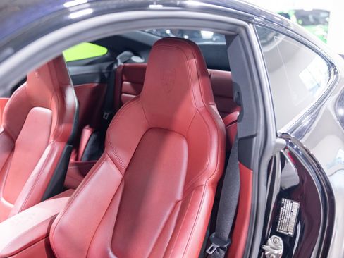 Used 2020 Porsche 911 Carrera S RWD image 42