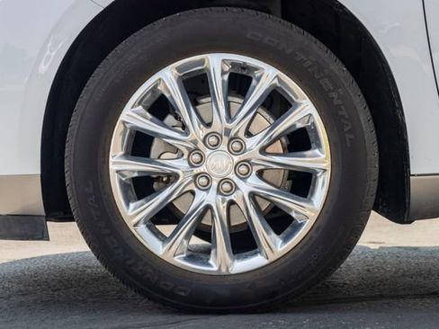 Used 2020 Buick Enclave Essence w/ Trailering Package, 5000 lbs. AWD/4WD image 14