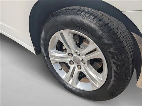 Used 2022 Dodge Charger SXT RWD image 21