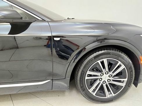 Used 2024 Cadillac Lyriq Luxury AWD/4WD image 21