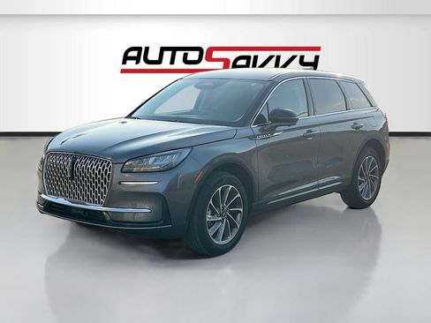 Used 2025 Lincoln Corsair AWD w/ Equipment Group 101A image 3