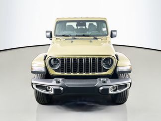 New 2026 Jeep Gladiator Sport video 2
