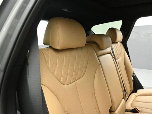 Used 2023 Hyundai Santa Fe Calligraphy image 26