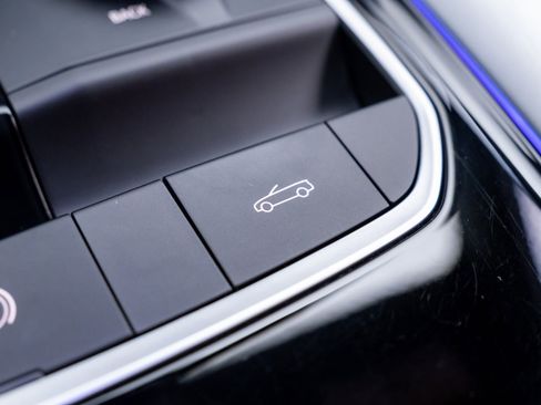 Used 2022 BMW Z4 M40i w/ Premium Package image 25