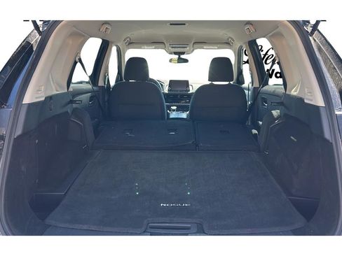 Used 2022 Nissan Rogue SV FWD image 10