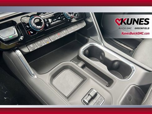 New 2026 GMC Sierra 3500 Denali w/ Denali Reserve Package image 30