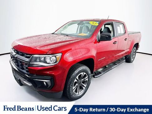 Used 2021 Chevrolet Colorado Z71 AWD/4WD image 5