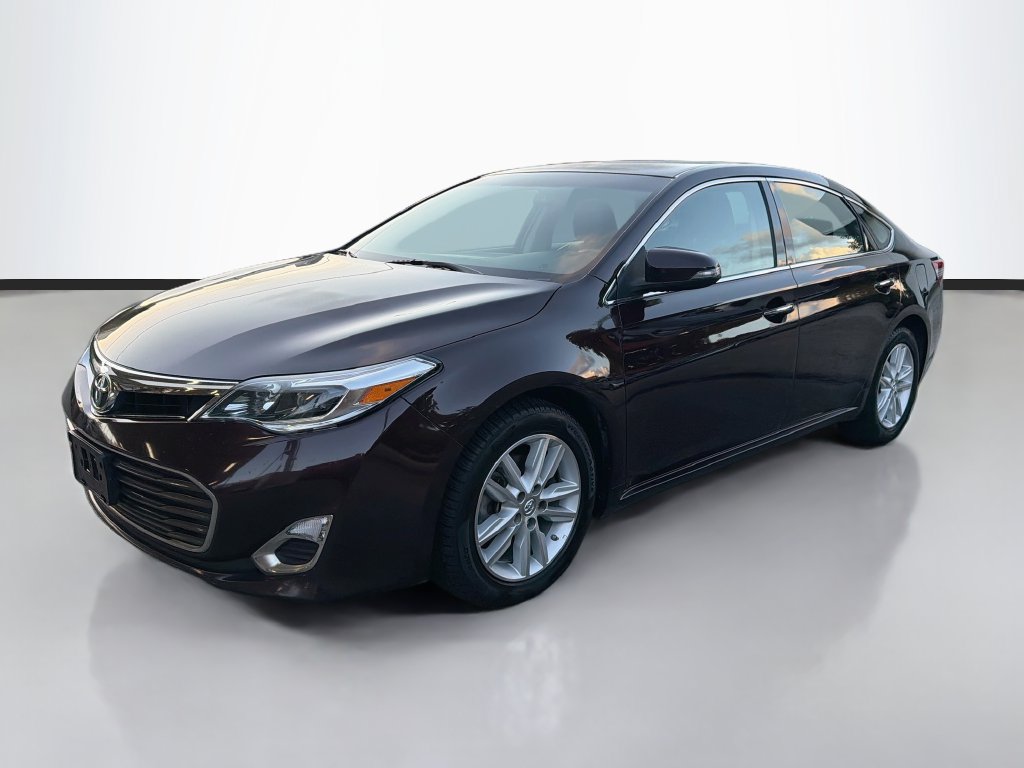 Used 2015 Toyota Avalon XLE FWD image 3
