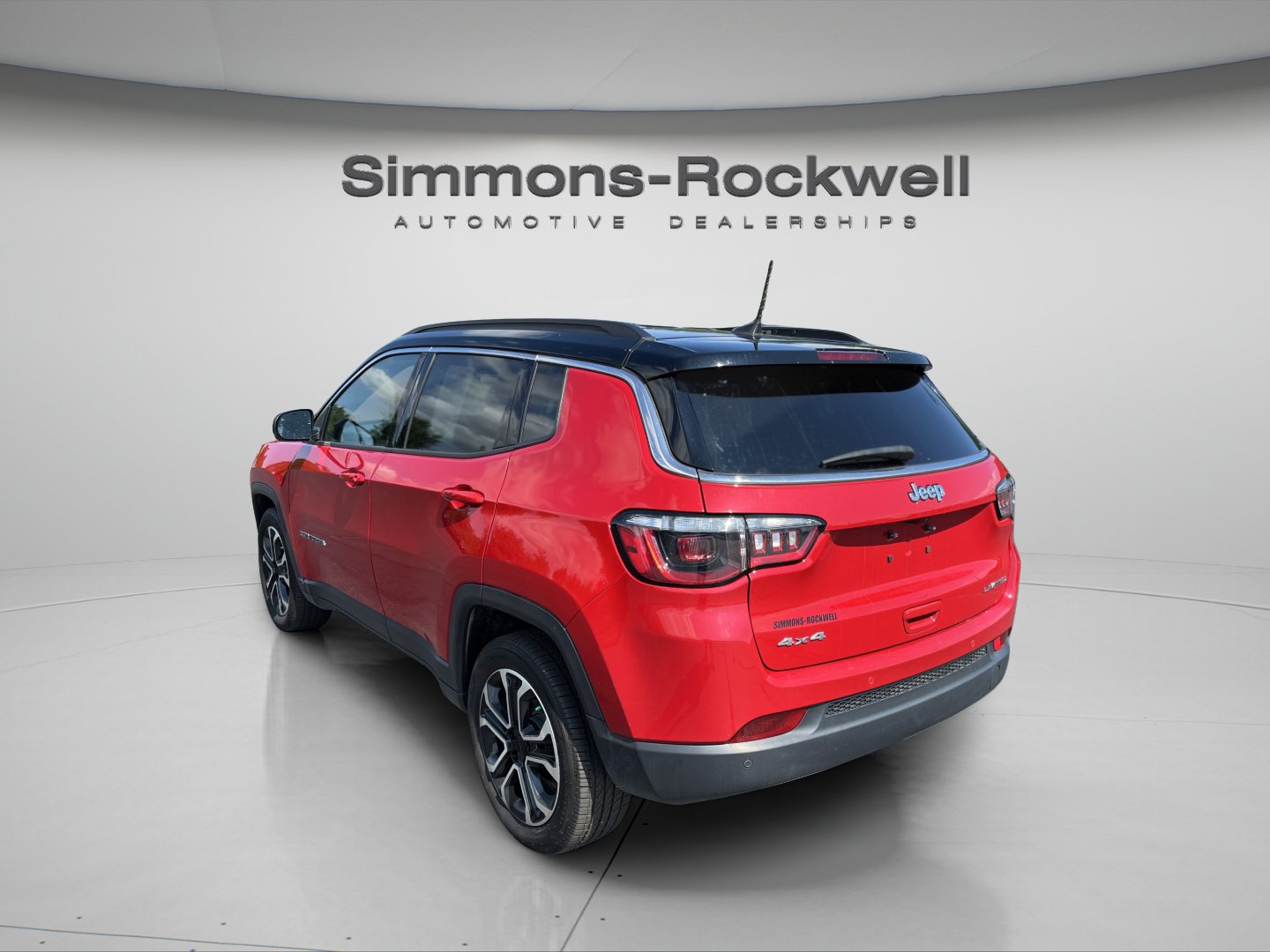Used 2024 Jeep Compass Limited AWD/4WD image 3