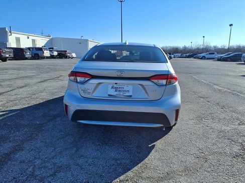 Used 2022 Toyota Corolla LE image 22