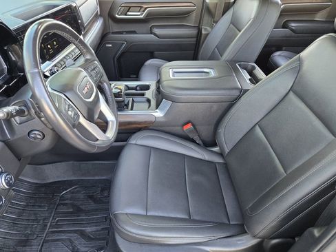 Used 2022 GMC Sierra 1500 SLT w/ SLT Convenience Package image 11