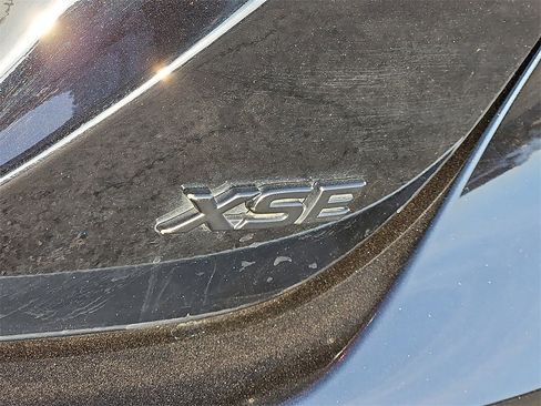 Used 2021 Toyota Camry XSE image 14