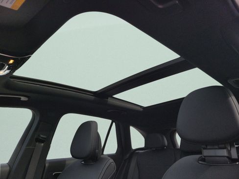 Certified 2026 Mercedes-Benz GLC 300 image 25