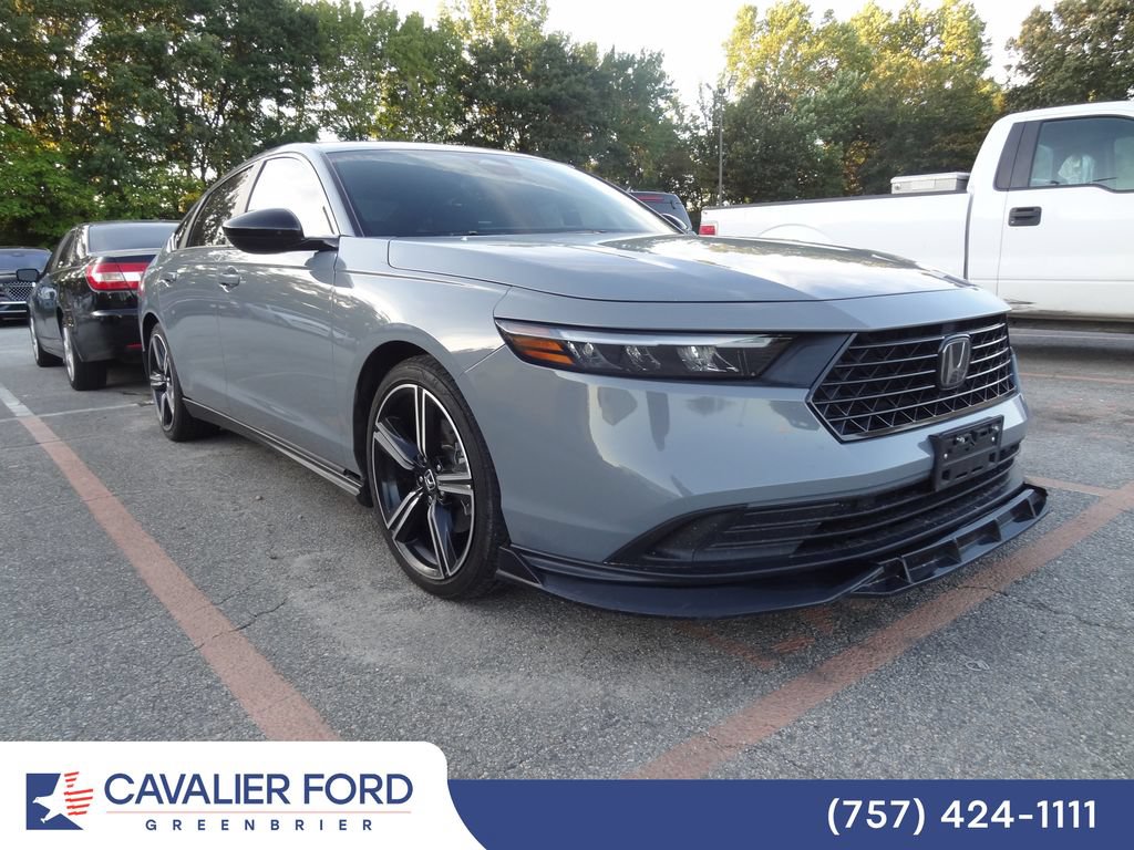 Used 2023 Honda Accord Sport image 1