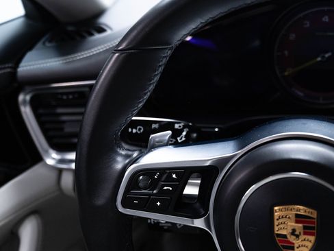 Used 2019 Porsche Panamera 4 AWD/4WD image 41