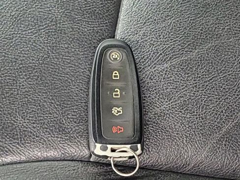 Used 2014 Ford Edge Limited w/ Equipment Group 301A FWD image 32