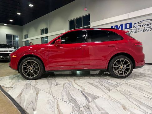 Used 2021 Porsche Cayenne S image 5