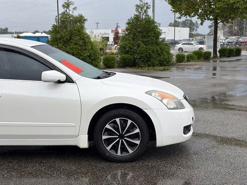 Used 2007 Nissan Altima 2.5 S w/ Technology Pkg FWD image 9