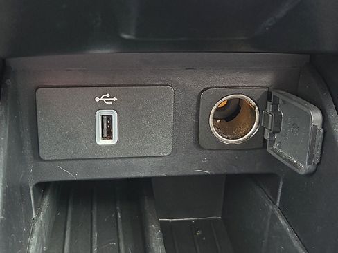 Used 2019 Ford Explorer Sport w/ Equipment Group 401A AWD/4WD image 19