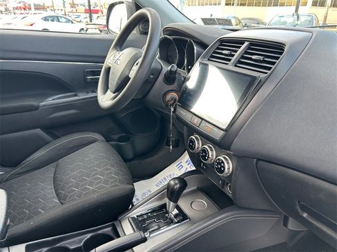 Used 2021 Mitsubishi Outlander Sport ES image 18