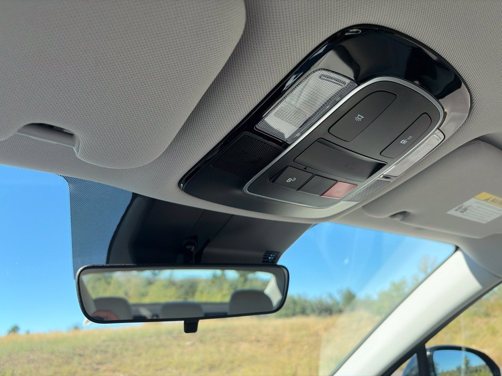 Certified 2025 Hyundai Sonata SEL FWD image 32