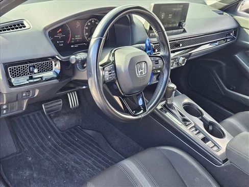 Used 2023 Honda Civic Sport image 9