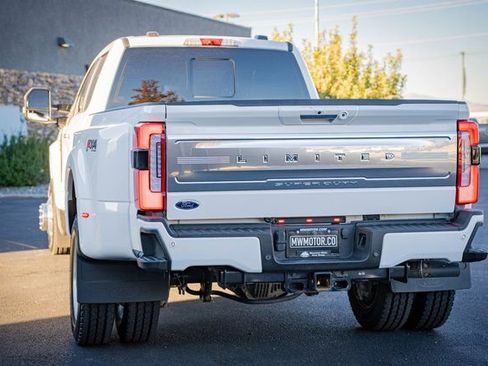 Used 2023 Ford F450 Limited w/ FX4 Off-Road Package image 9