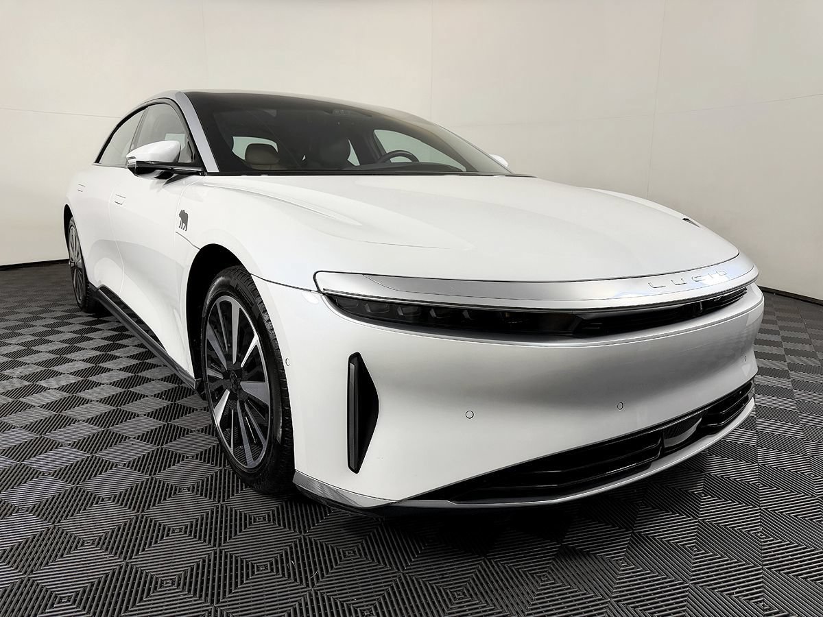 Used 2023 Lucid Air Touring AWD/4WD image 5