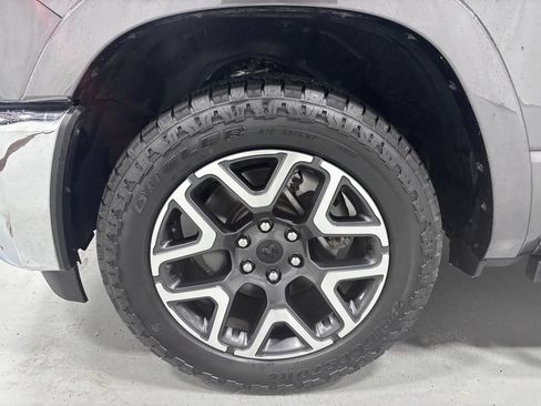 Used 2025 RAM 1500 Laramie AWD/4WD image 60