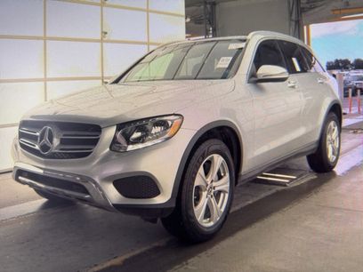 Used 2018 Mercedes-Benz GLC 300 w/ Multimedia Package
