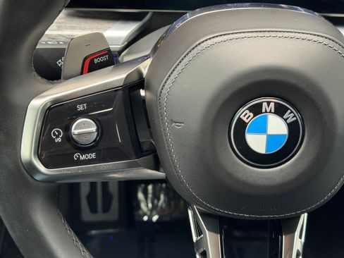 Used 2023 BMW 760i xDrive AWD/4WD image 23