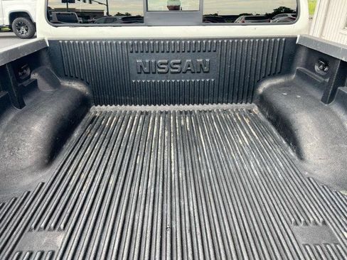 Used 2019 Nissan Frontier SV AWD/4WD image 4