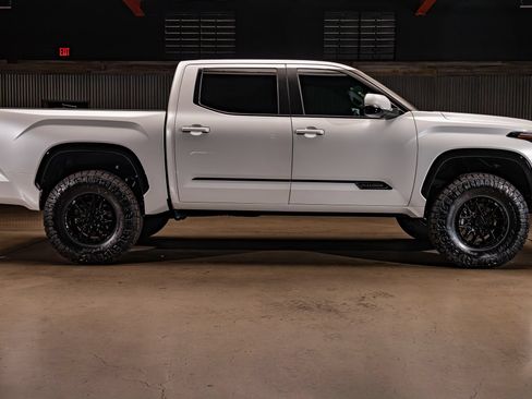 Used 2026 Toyota Tundra Platinum AWD/4WD image 11