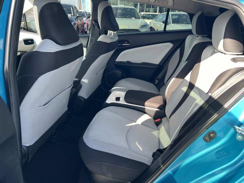 Used 2017 Toyota Prius Prime Plus w/ Carpet Mat Package image 14