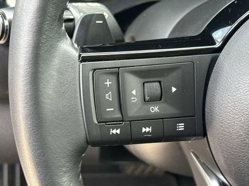 Used 2023 Nissan Pathfinder SL w/ Lighting Package (N92) FWD image 37