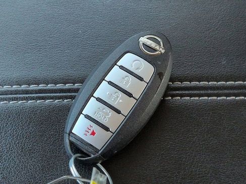 Used 2024 Nissan Altima 2.5 SV FWD image 26