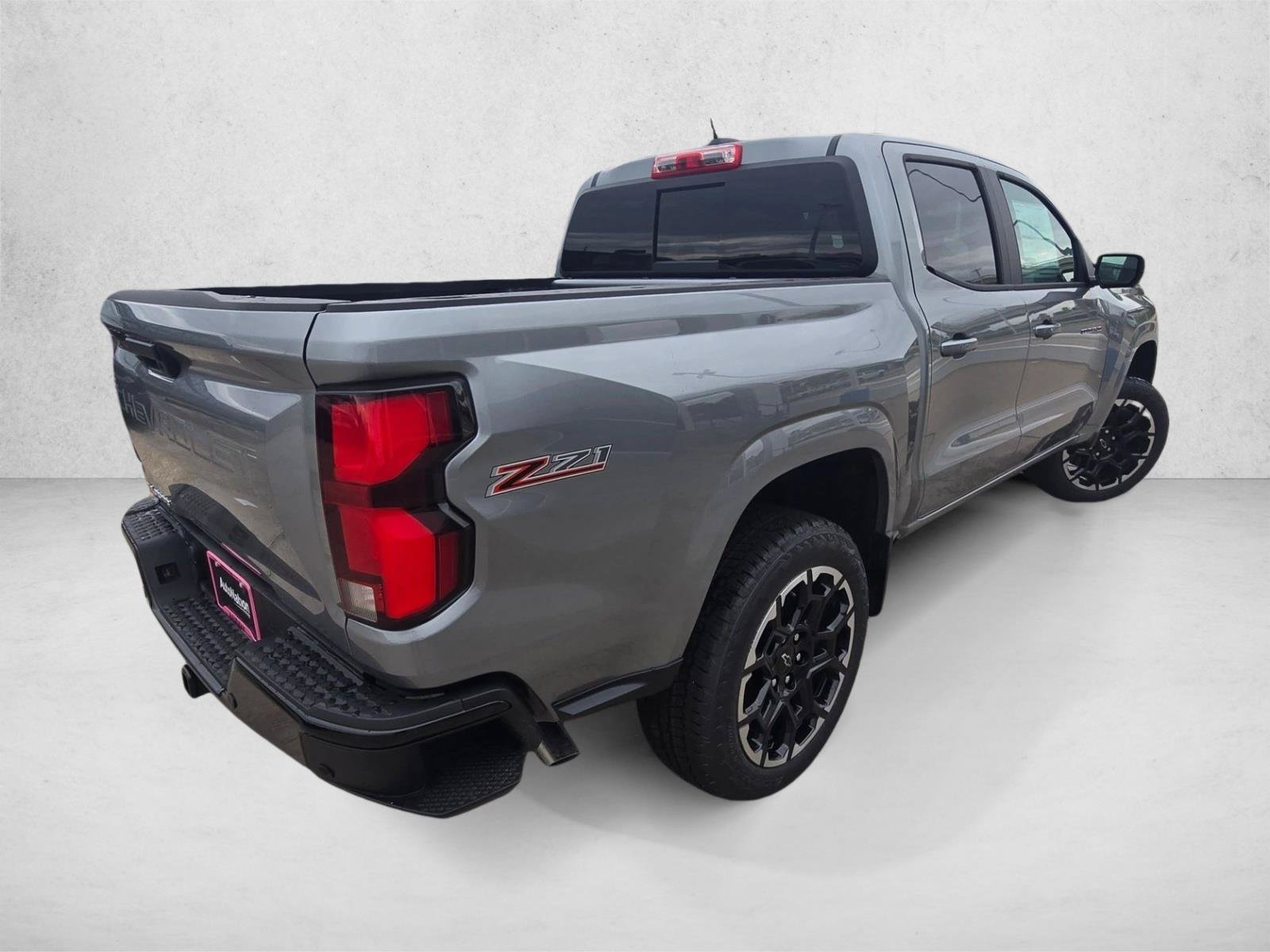 New 2026 Chevrolet Colorado Z71 w/ Technology Package AWD/4WD image 2