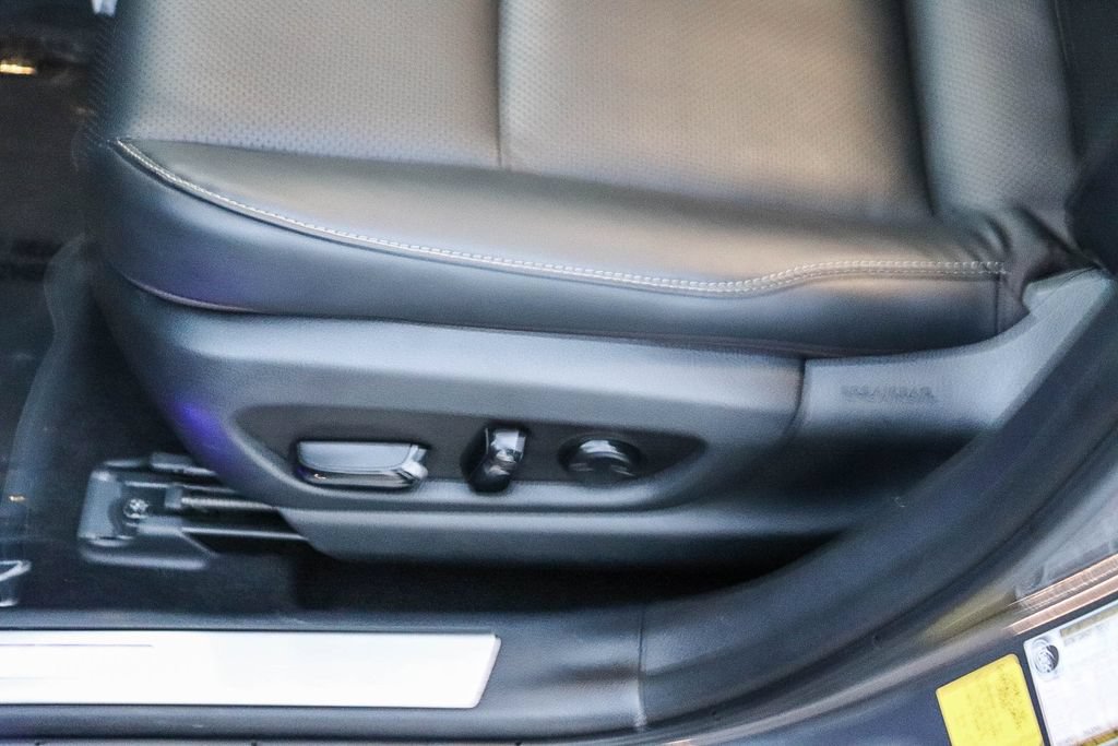 Used 2020 Lexus UX 250h w/ Premium Package AWD/4WD image 25