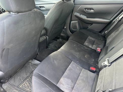 Used 2024 Nissan Sentra SR image 11