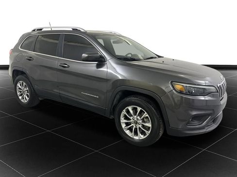 Used 2019 Jeep Cherokee Latitude Plus image 7