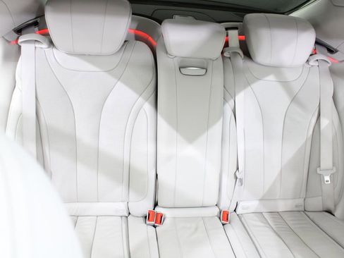 Used 2016 Mercedes-Benz S 550 4MATIC Sedan image 33