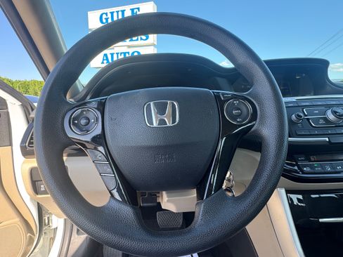 Used 2017 Honda Accord LX image 16