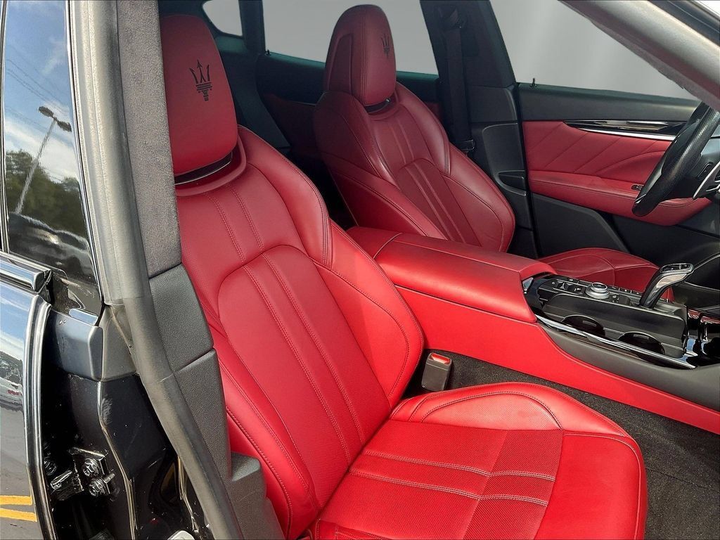 Used 2022 Maserati Levante Modena S AWD/4WD image 29