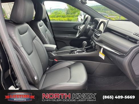 New 2026 Jeep Compass Latitude AWD/4WD image 24