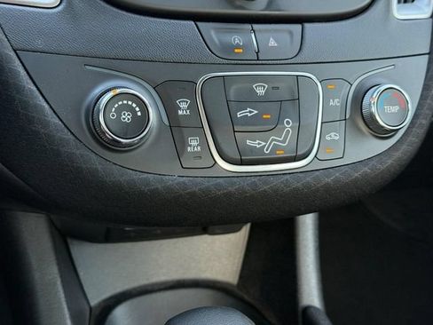 Used 2024 Chevrolet Malibu RS FWD image 18