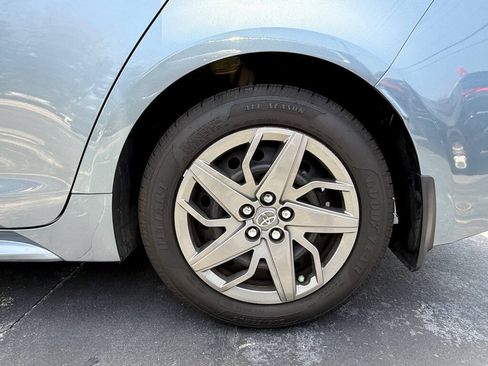 Used 2022 Toyota Corolla L FWD image 30